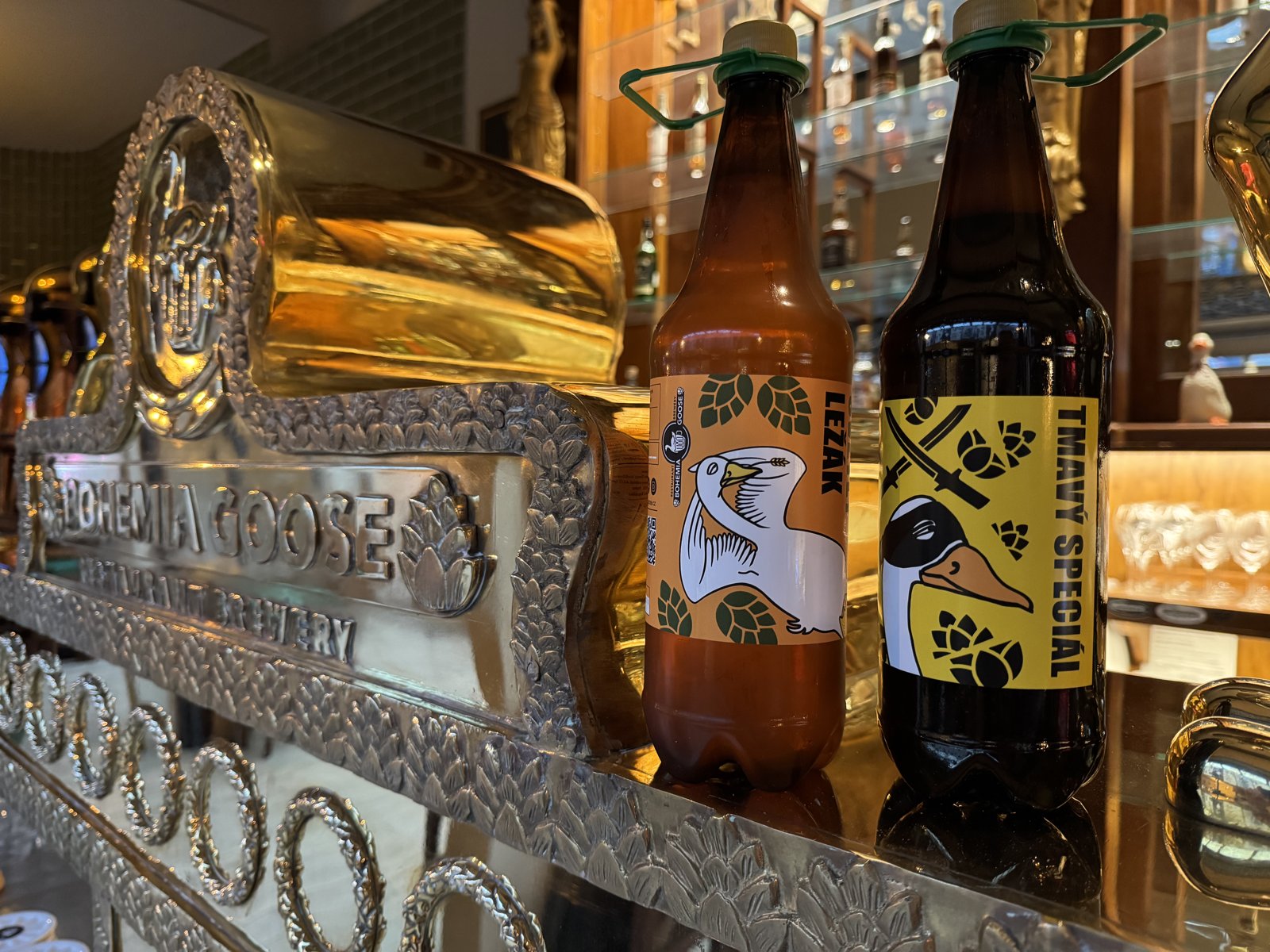 PET lahve piva Bohemia Goose Brewery u výčepu