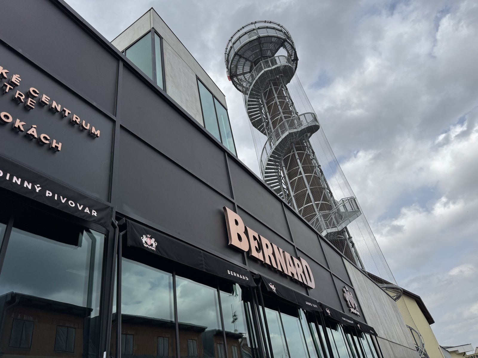 Návštěvnické centrum pivovaru Bernard v Humpolci s rozhlednou