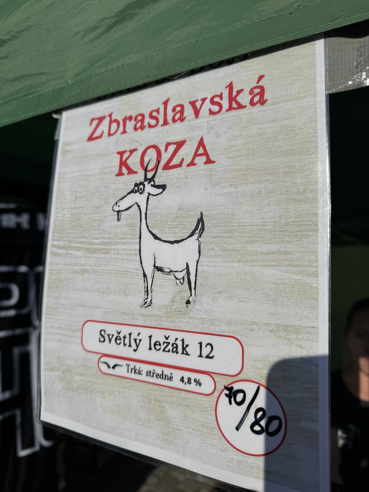 Cedule piva Zbraslavská koza s nabídkou světlého ležáku 12°